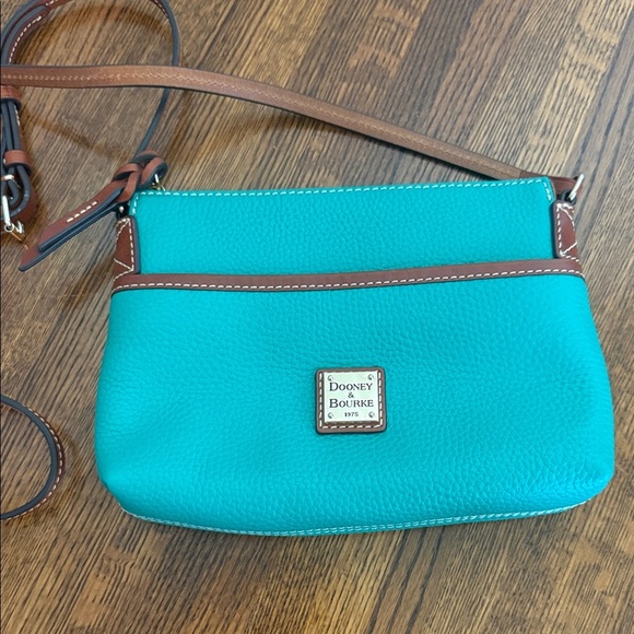Dooney & Bourke Green Leather Crossbody Bag - Picture 2 of 10